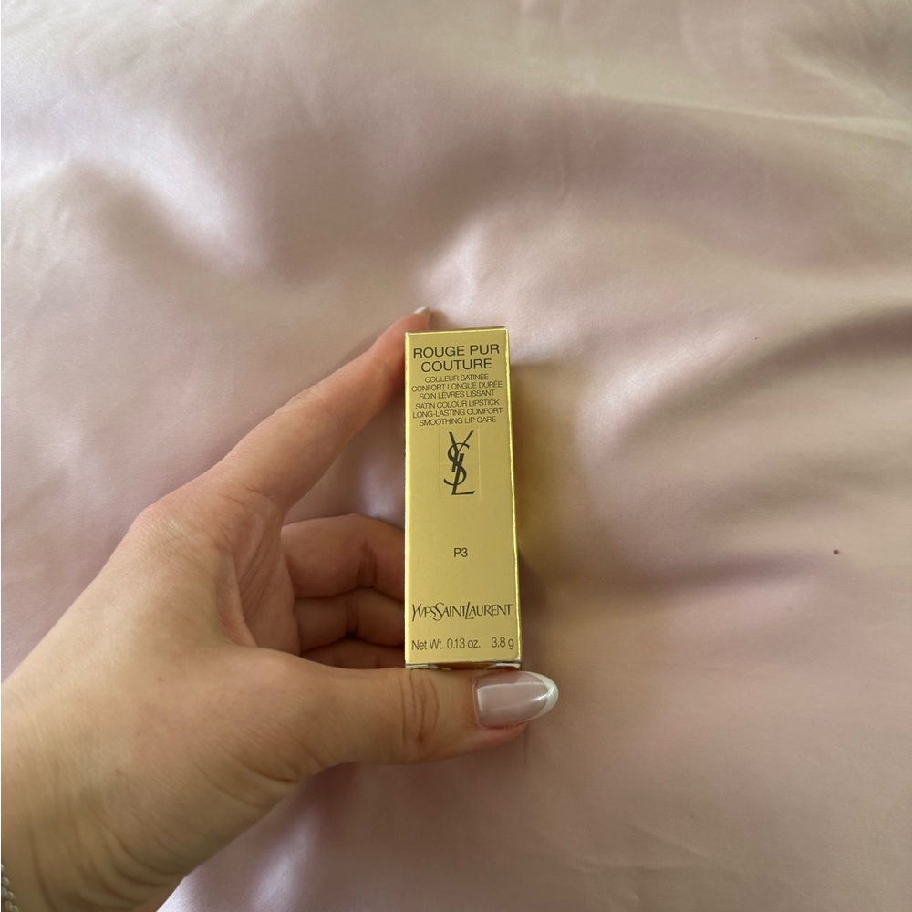 Yves Saint Laurent Rouge Pur Couture in Gold Packaging